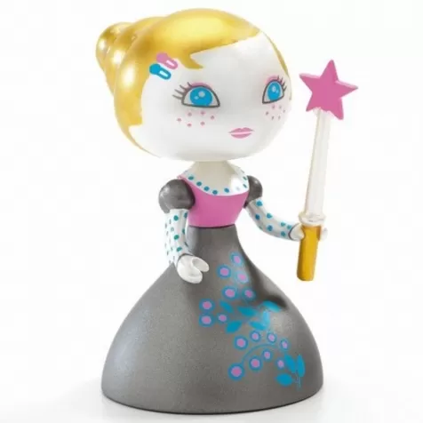 arty toys - artic andora limited edition