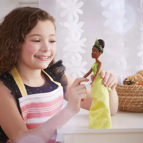 tiana - disney princess fashion doll royal shimmer 2021: 3
