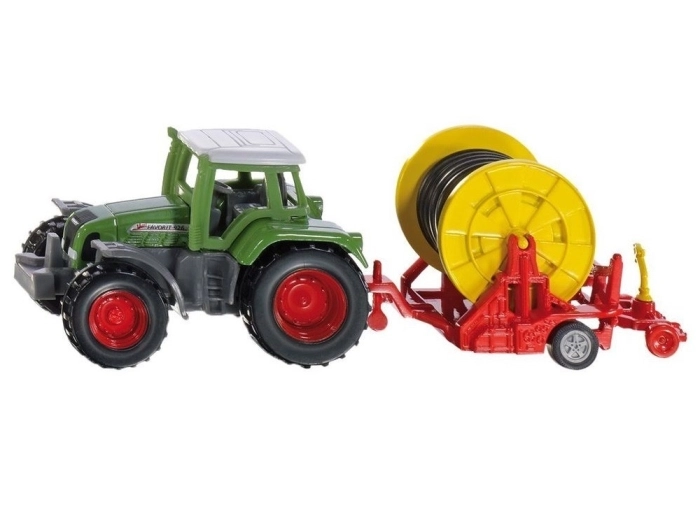 trattore favorit con irrigatore