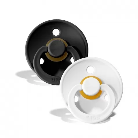 set di 2 ciucci colour - nero e bianco - tettarella in gomma naturale - made in denmark - con mascherina rotonda e tettarella - senza bpa, pvc e ftalati 0-6 mesi