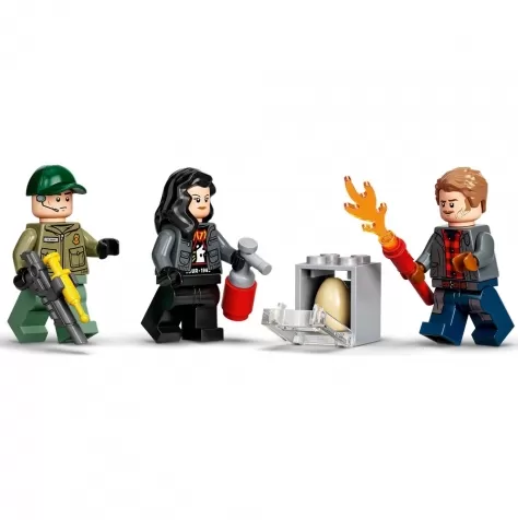 LEGO Jurassic World 76944 La Fuga del T. rex, Include 3 Minifigure e un  Dinosauro Giocattolo, Giochi per bambini di 4+ anni