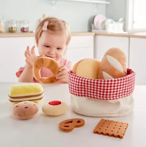 cesto di pane con 8 accessori in stoffa