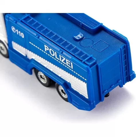 camion della polizia con idrante: 3