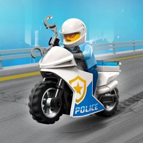 60392 - inseguimento sulla moto della polizia