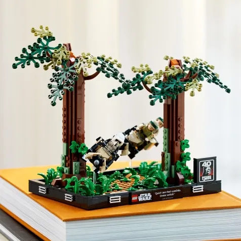 75353 - diorama inseguimento con lo speeder su endor: 11