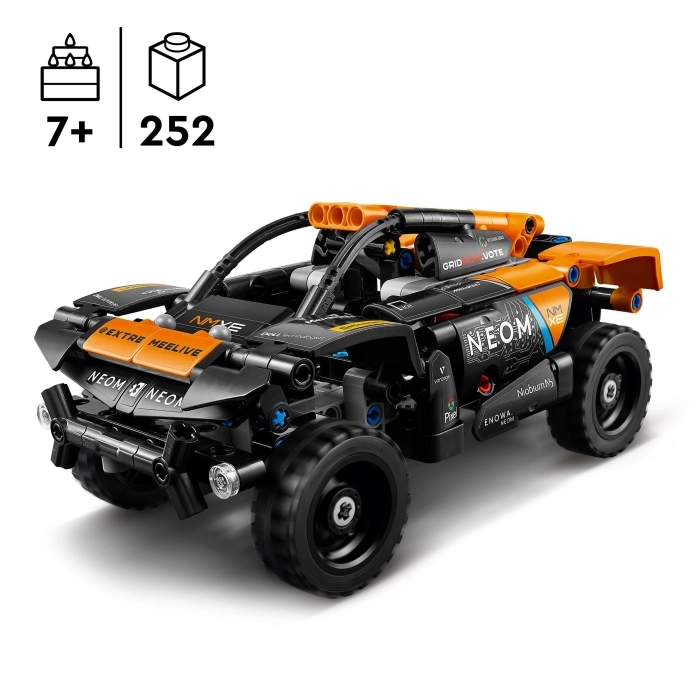 42166 - neom mclaren extreme e race car