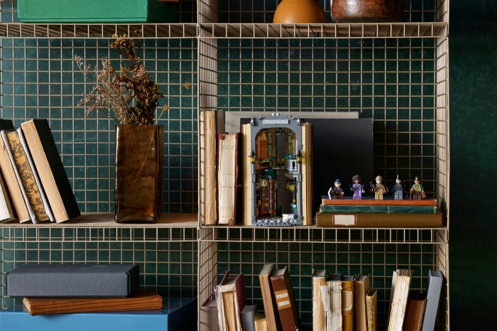 10351 - sherlock holmes: book nook: 30
