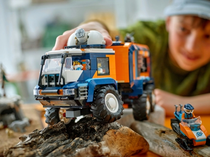 60471 - grande camion artico con laboratorio: 18