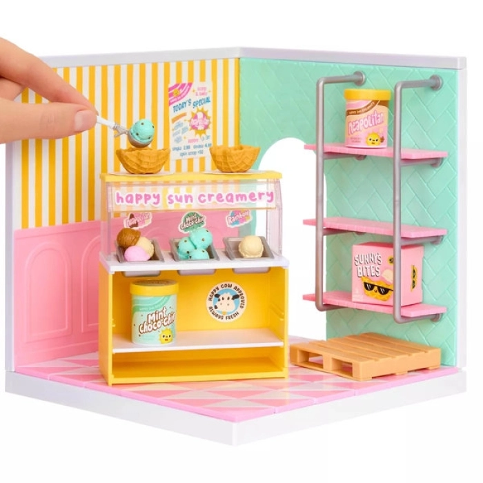 mga's miniverse - spaces starter pack ice cream shop: 2