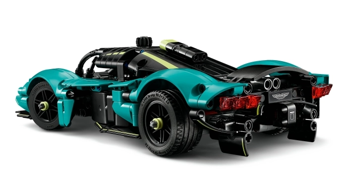 42208 - aston martin valkyrie: 17