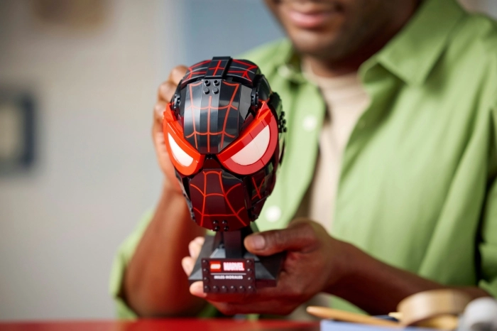 76329 - maschera di miles morales: 21