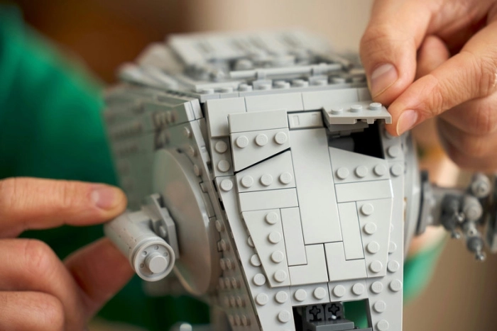 75417 - walker at-st™: 7