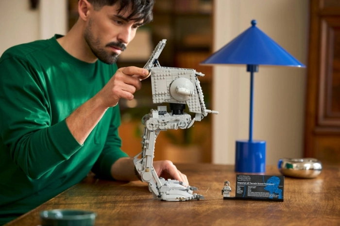 75417 - walker at-st™: 8