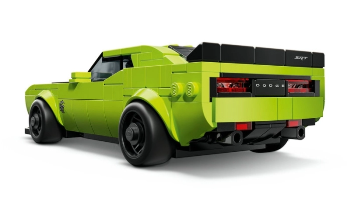 77237 - sports car dodge challenger srt hellcat