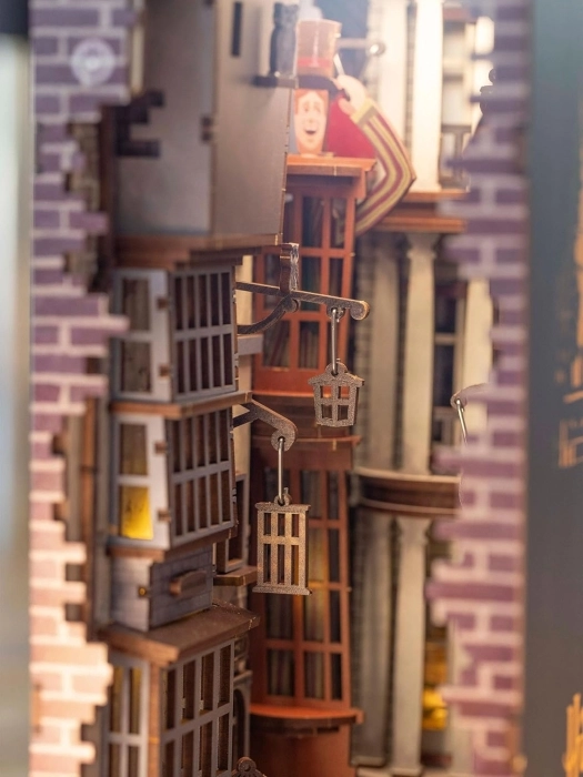 tiny adventures - book nook - harry potter diagon alley