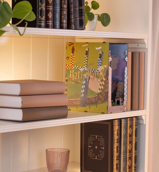 tiny adventures - book nook - harry potter quidditch