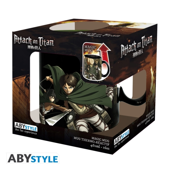 attack on titan - tazza termosensibile 460ml - titan s3