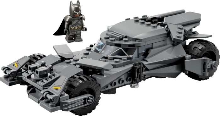 76331 - batman v superman&trade; batmobile&trade;