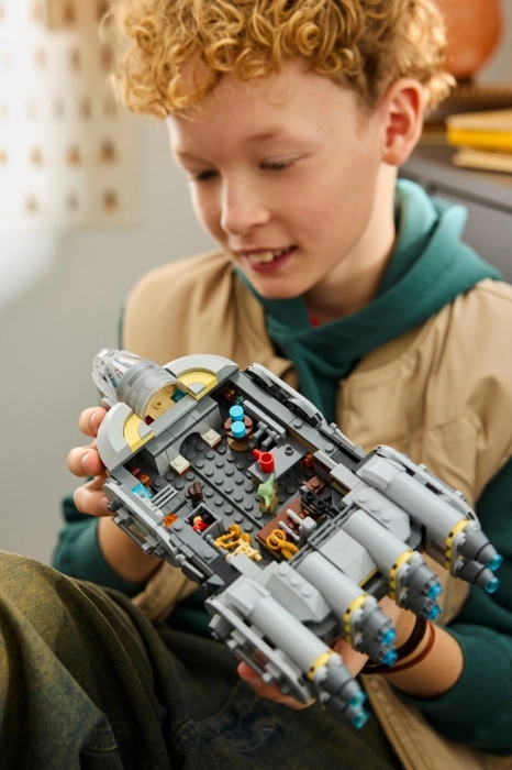 75445 - astronave anzellan