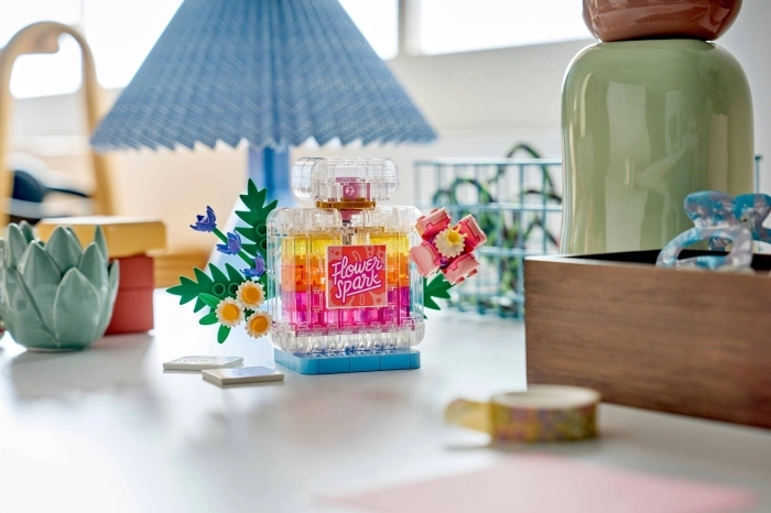 31383 - boccetta di profumo con decorazione floreale