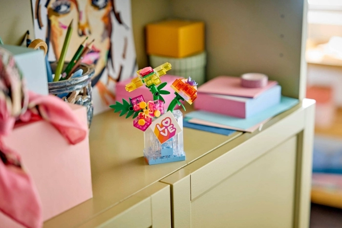 31383 - boccetta di profumo con decorazione floreale