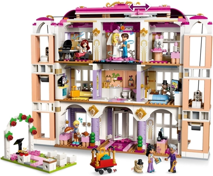 42704 - grand hotel di heartlake city