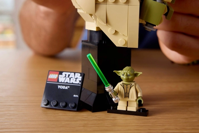 75438 - yoda busto con minifigure