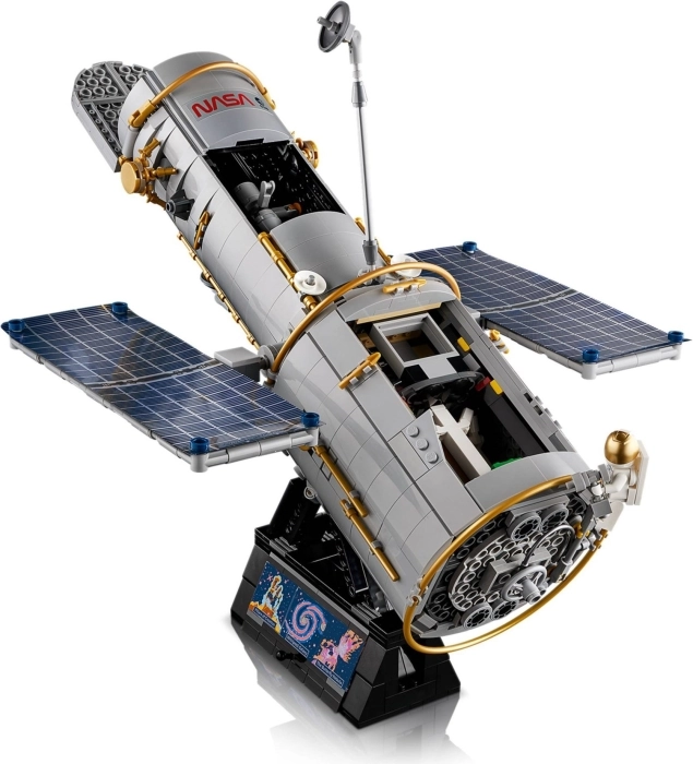 11382 - telescopio spaziale hubble