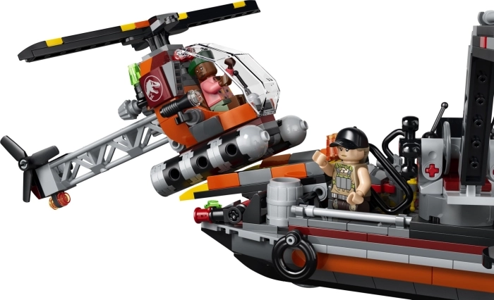 77983 - attacco alla barca del dinosauro mosasaurus