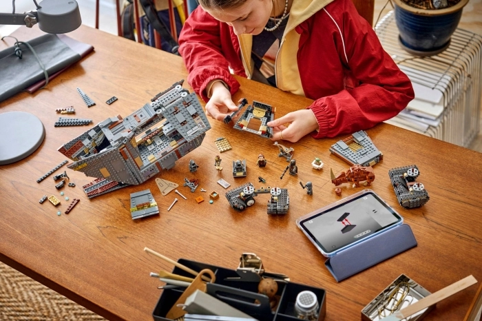 75453 - sandcrawler&trade; e mudhorn offworld