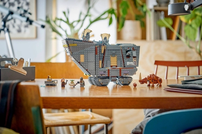 75453 - sandcrawler&trade; e mudhorn offworld