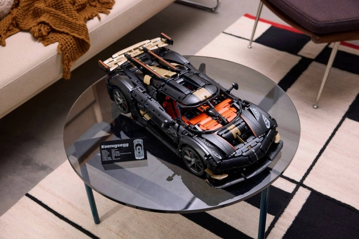42232 - hypercar koenigsegg sadair's spear