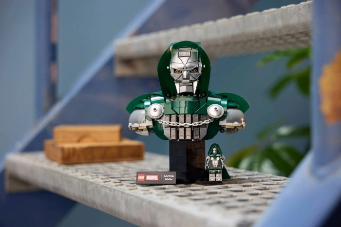 76345 - busto del dottor destino