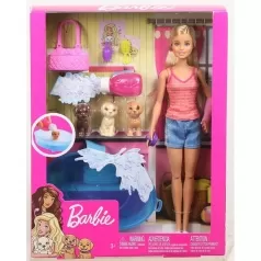 barbie e il bagnetto dei cuccioli